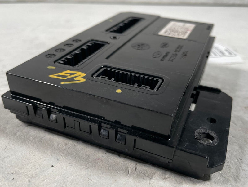 Load image into Gallery viewer, 2022-2024 HYUNDAI IONIQ 5 HVAC A/C TEMPERATURE CLIMATE CONTROL MODULE # 108558
