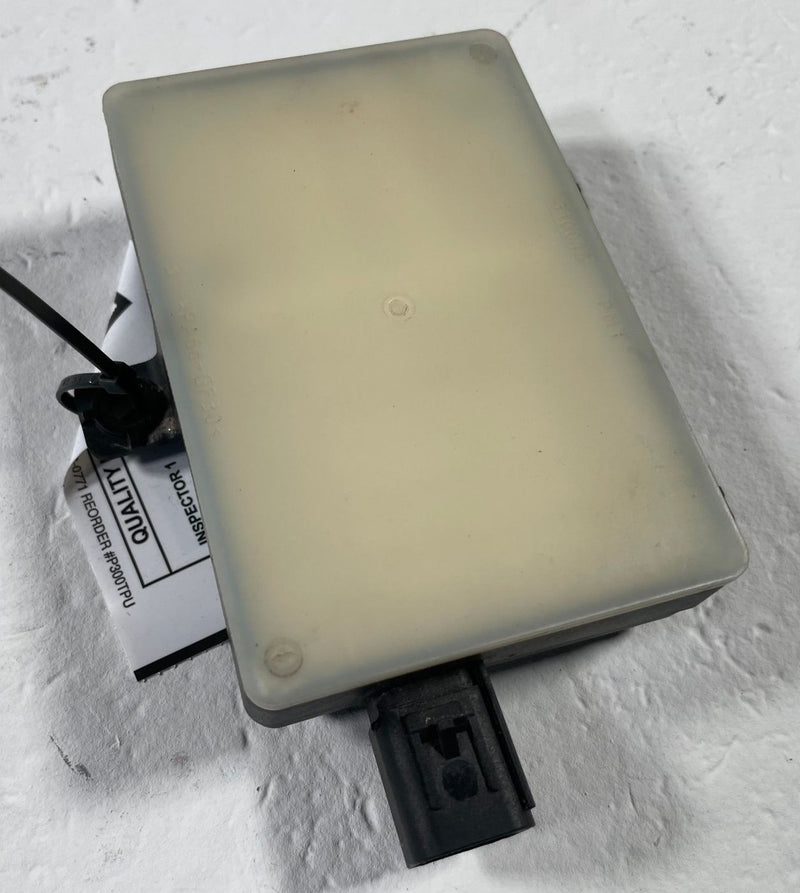Load image into Gallery viewer, 2021 KIA K5 REAR LEFT DRIVER BLIND SPOT RADAR SENSOR L3991-51100 # 111747
