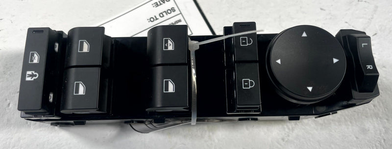Load image into Gallery viewer, 2025 - 2026 HYUNDAI SANTA FE FRONT LEFT DRIVER SIDE DOOR WINDOW SWITCH # 111248
