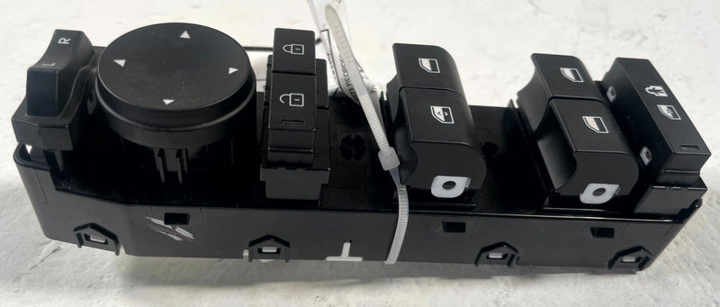 Load image into Gallery viewer, 2025 - 2026 HYUNDAI SANTA FE FRONT LEFT DRIVER SIDE DOOR WINDOW SWITCH # 111248
