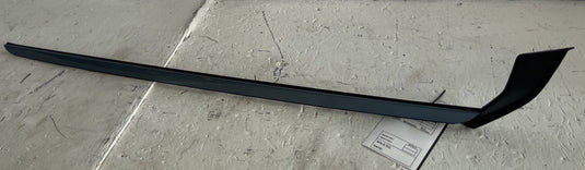 2022-2025 HYUNDAI IONIQ 5 FRONT WINDSHIELD RIGHT A PILLAR TRIM MOLDING