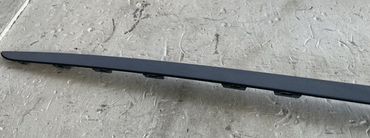 2022-2025 HYUNDAI IONIQ 5 FRONT WINDSHIELD RIGHT A PILLAR TRIM MOLDING