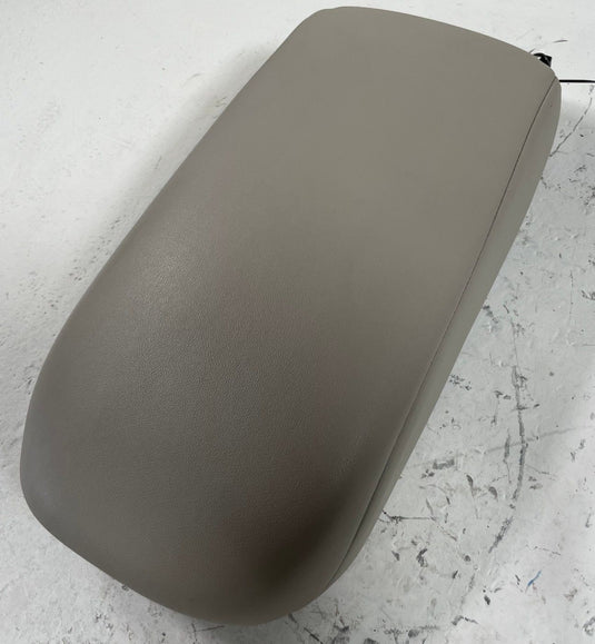 2023-2026 HONDA HR-V LX CENTER CONSOLE ARM REST ARMREST LID COVER GRAY