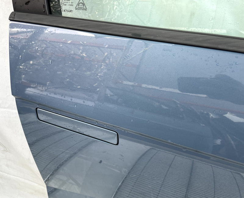Load image into Gallery viewer, HYUNDAI IONIQ 5 FRONT RIGHT SIDE DOOR SHELL ASSEMBLY BLUE (U3P) 2022-2024 114104
