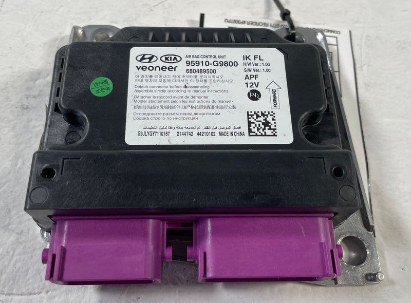 Load image into Gallery viewer, 2022 - 2023 GENESISI G70 RESTRAINT DIAGNOSTIC CONTROL MODULE UNIT # 109964

