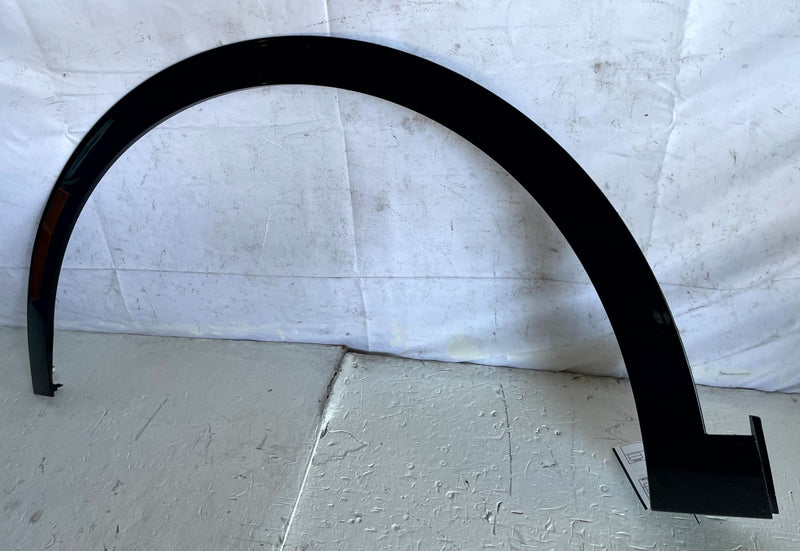 Load image into Gallery viewer, 2023-2025 KIA SPORTAGE FRONT LEFT SIDE FENDER WHEEL ARCH FLARE MOLDING # 109200
