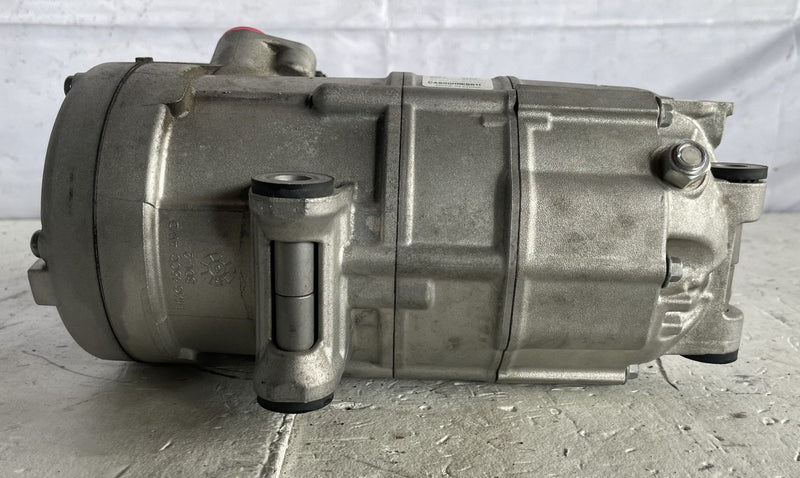 Load image into Gallery viewer, 22-23 HYUNDAI IONIQ 5 AWD AIR CONDITIONING COMPRESSOR UNIT 977E1GI450 # 107309
