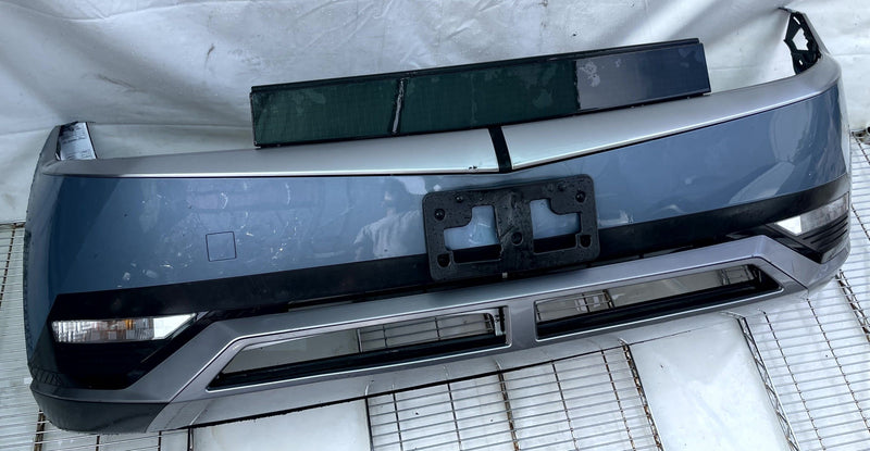 Load image into Gallery viewer, HYUNDAI IONIQ 5 FRONT BUMPER COVER ASSEMBLY BLUE (U3P) 2022-2024 # 114106
