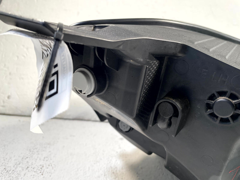 Load image into Gallery viewer, 2022-2024 HYUNDAI IONIQ 5 FRONT LEFT DRIVER SIDE LED HEADLIGHT HEADLAMP # 114072
