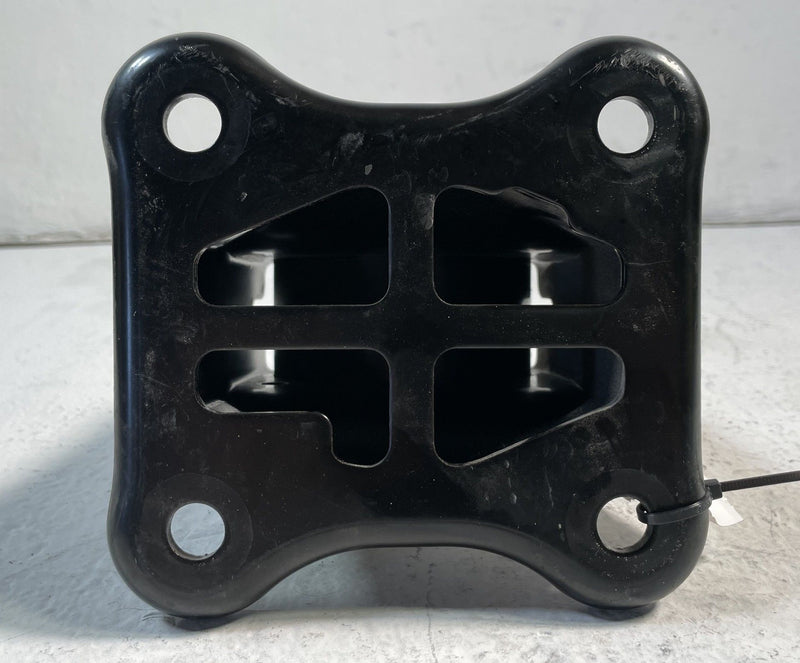 Load image into Gallery viewer, 22-25 HYUNDAI IONIQ 5 6 AWD REAR DRIVE UNIT ENGINE MOTOR MOUNT BRACKET # 107266
