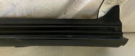 2022 - 2024 HYUNDAI IONIQ 5 RIGHT SIDE SKIRT ROCKER PANEL MOLDING BLACK