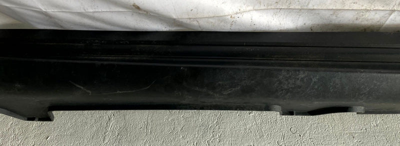 Load image into Gallery viewer, 2022 - 2024 HYUNDAI IONIQ 5 RIGHT SIDE SKIRT ROCKER PANEL MOLDING BLACK # 114080
