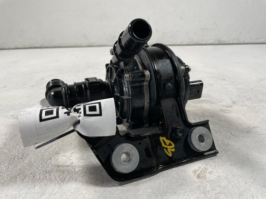 2022-2024 HYUNDAI IONIQ 5 DRIVE MOTOR INVERTER COOLER COOLING WATER PUMP