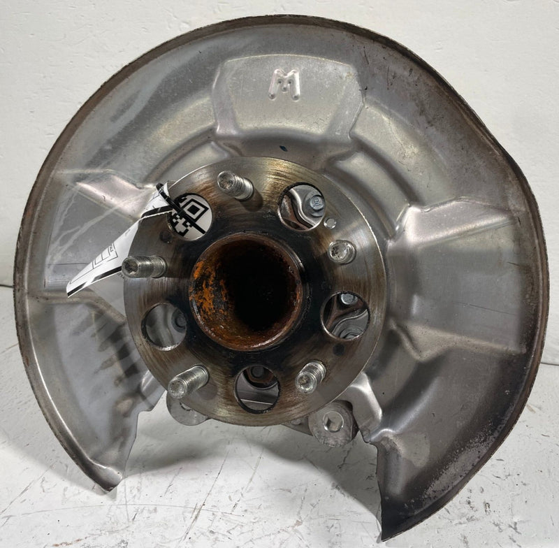 Load image into Gallery viewer, 23-26 HONDA HR-V REAR RIGHT PASSENGER SIDE SPINDLE KNUCKLE W/ HUB 2.0L # 112687
