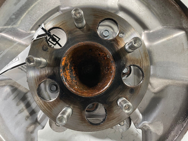 Load image into Gallery viewer, 23-26 HONDA HR-V REAR RIGHT PASSENGER SIDE SPINDLE KNUCKLE W/ HUB 2.0L # 112687
