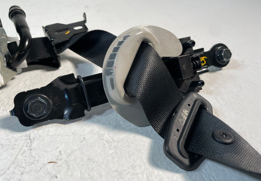20-25 KIA TELLURIDE FRONT LEFT DRIVER SIDE SEAT BELT RETRACTOR BLACK