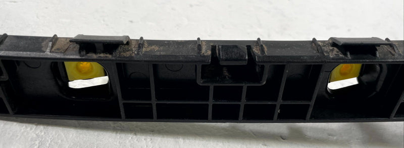 Load image into Gallery viewer, 20 - 25 KIA TELLURIDE REAR RIGHT SIDE BUMPER UPPER SUPPORT BRACKET 3.8L # 112751
