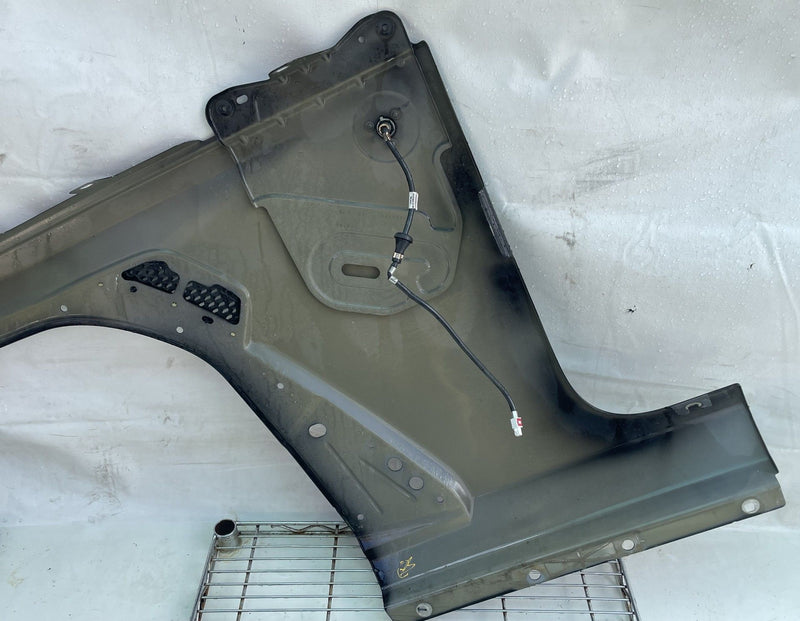 Load image into Gallery viewer, JEEP GLADIATOR FRONT RIGHT SIDE FENDER PANEL ASSEMBLY BLACK (PX8) 20-25 # 114191
