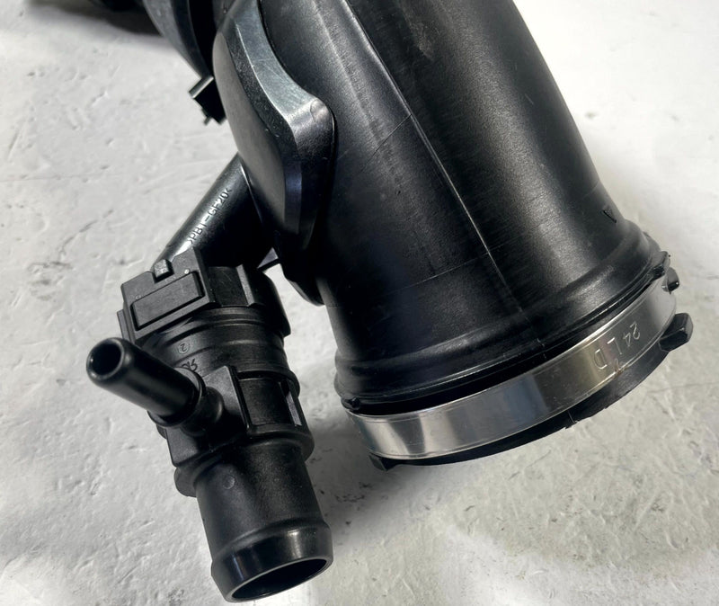 Load image into Gallery viewer, 2021-2026 HYUNDAI SANTA FE ENGINE AIR INTAKE PIPE TUBE 2.5L 28130-L1600 # 111280
