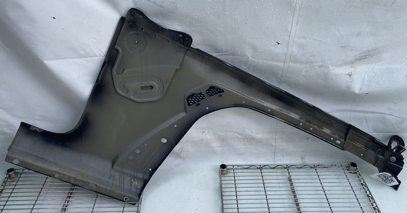 Load image into Gallery viewer, JEEP GLADIATOR FRONT LEFT SIDE FENDER PANEL ASSEMBLY BLACK (PX8) 20-25 # 114192

