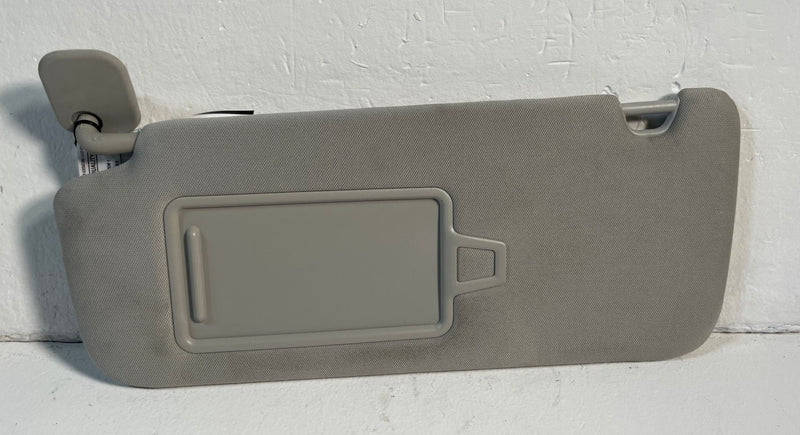 Load image into Gallery viewer, 2020-2025 KIA TELLURIDE FRONT LEFT DRIVER SIDE SUN VISOR SUNVISOR # 107128
