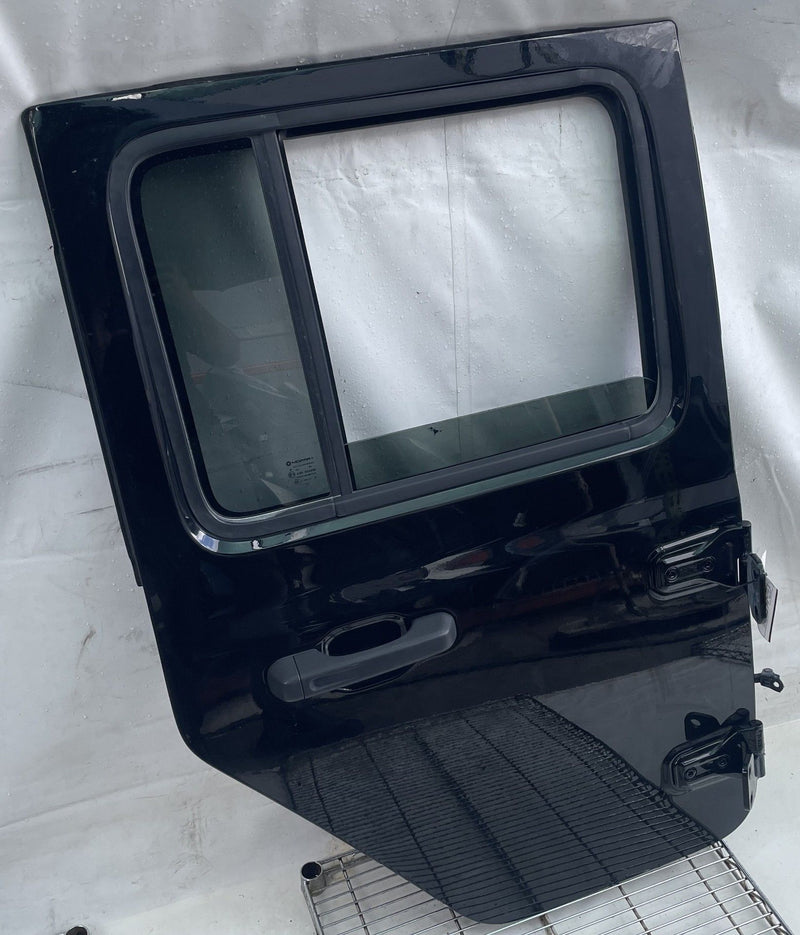Load image into Gallery viewer, JEEP GLADIATOR REAR RIGHT SIDE DOOR SHELL ASSEMBLY BLACK (PX8) 2020-2025 #114186
