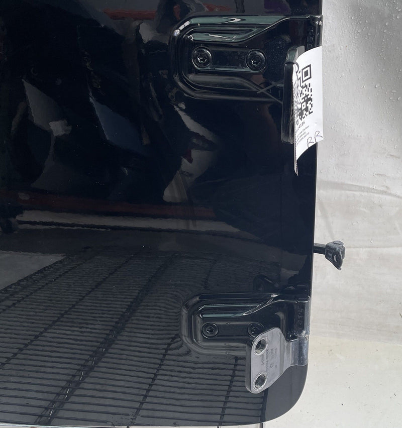 Load image into Gallery viewer, JEEP GLADIATOR REAR RIGHT SIDE DOOR SHELL ASSEMBLY BLACK (PX8) 2020-2025 #114186
