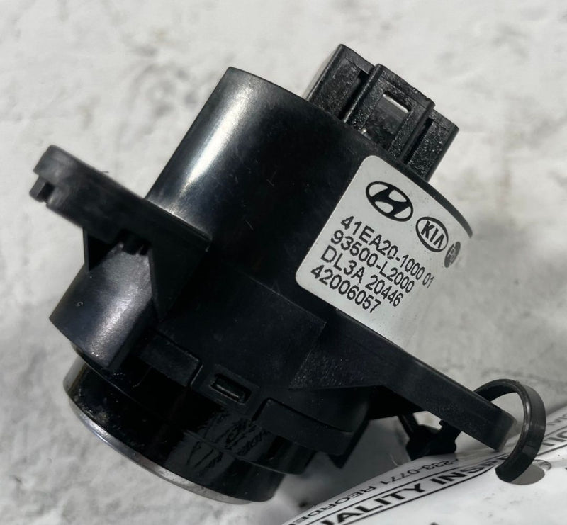Load image into Gallery viewer, 2021 - 2026 KIA K5 LEFT DASH IGNITION START STOP CONTROL SWITCH BUTTON # 111723
