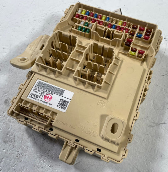 2021-2023 KIA K5 GT-LINE UNDER DASH FUSE RELAY CABIN JUNCTION BOX 1.6L