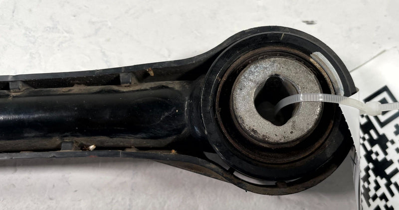 Load image into Gallery viewer, 2020 - 2025 KIA TELLURIDE REAR RH OR LH SIDE LOWER LATERAL CONTROL ARM # 112756

