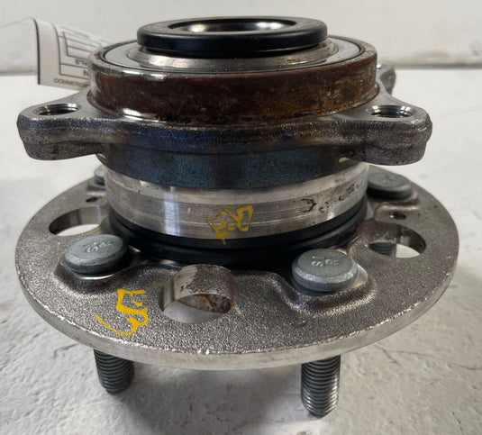 2019 - 2026 GENESIS G70 REAR RIGHT SIDE WHEEL BEARING HUB 51750-J5500