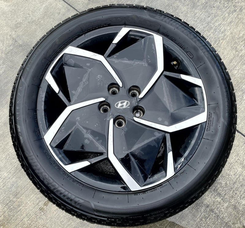 Load image into Gallery viewer, HYUNDAI IONIQ 5 19x7.5 GLOSS BLACK ALLOY WHEEL RIM W/TIRE (ONLY#1) 22-24 #114109
