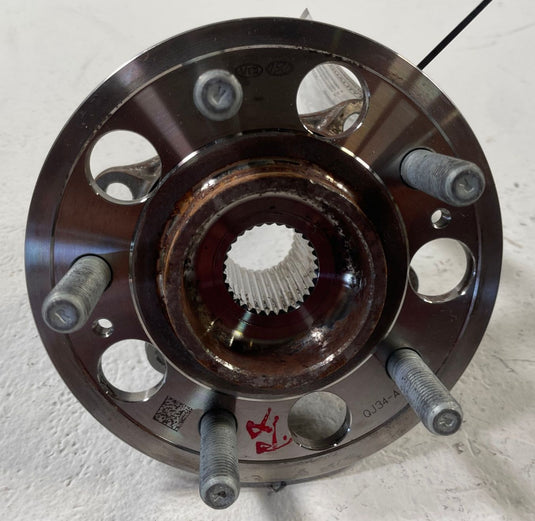 2019 - 2026 GENESIS G70 REAR RIGHT SIDE WHEEL BEARING HUB 51750-J5500