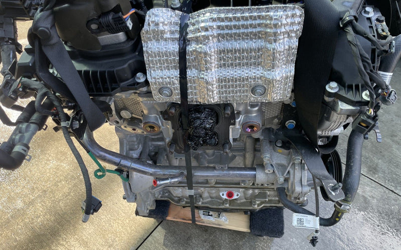 Load image into Gallery viewer, HYUNDAI SANTA FE FWD AUTO ENGINE MOTOR ASSEMBLY 2.5L 28K MILES 24-25 # 109321
