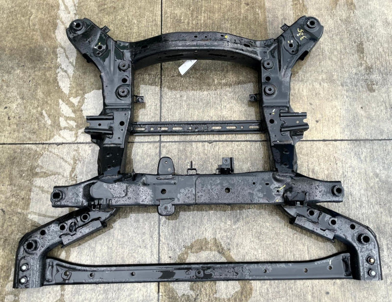 Load image into Gallery viewer, 2022-2024 HYUNDAI IONIQ 5 RWD FRONT ENGINE SUBFRAME CROSSMEMBER CRADLE # 114107
