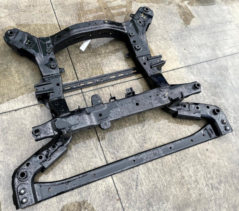 Load image into Gallery viewer, 2022-2024 HYUNDAI IONIQ 5 RWD FRONT ENGINE SUBFRAME CROSSMEMBER CRADLE # 114107
