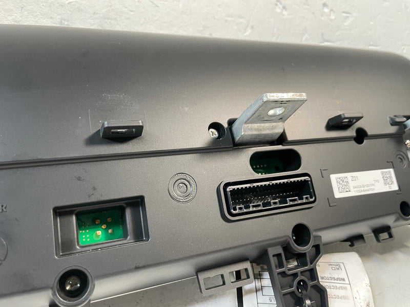 Load image into Gallery viewer, 22-23 HYUNDAI IONIQ 5 12" DASH DISPLAY MONITOR CLUSTER GAUGE SPEEDOMETER #107285

