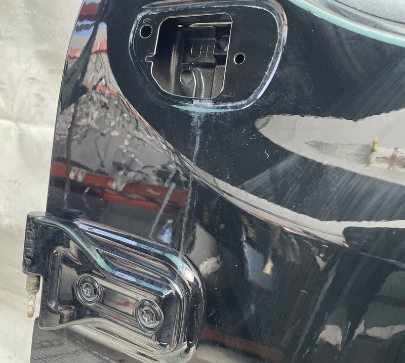Load image into Gallery viewer, JEEP GLADIATOR FRONT LEFT SIDE DOOR SHELL ASSEMBLY BLACK (PX8) 2020-2025 #114187
