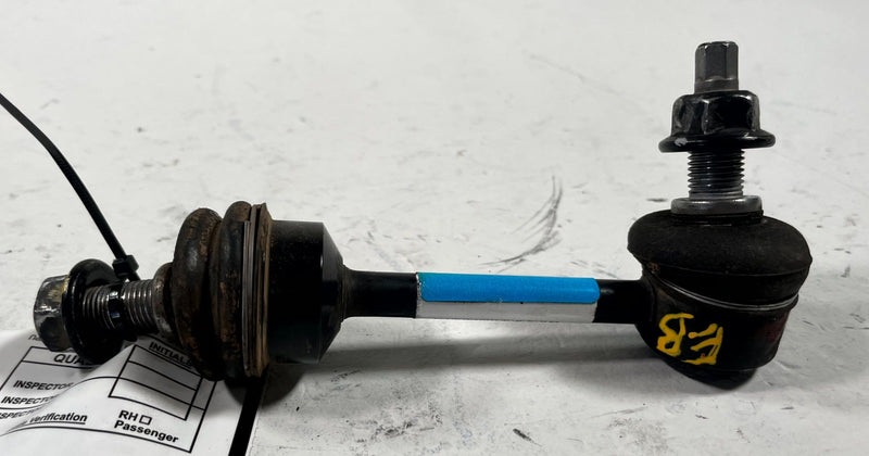 Load image into Gallery viewer, 2020-2025 KIA TELLURIDE REAR RH OR LH SIDE STABILIZER SWAY BAR END LINK # 112753
