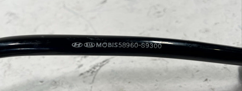 Load image into Gallery viewer, 2020 - 2025 KIA TELLURIDE AWD REAR RIGHT SIDE ABS WHEEL SPEED SENSOR # 112752
