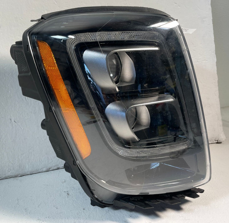 Load image into Gallery viewer, 2020-22 KIA TELLURIDE FRONT RIGHT PASSENGER SIDE LED HEADLIGHT HEADLAMP # 107170

