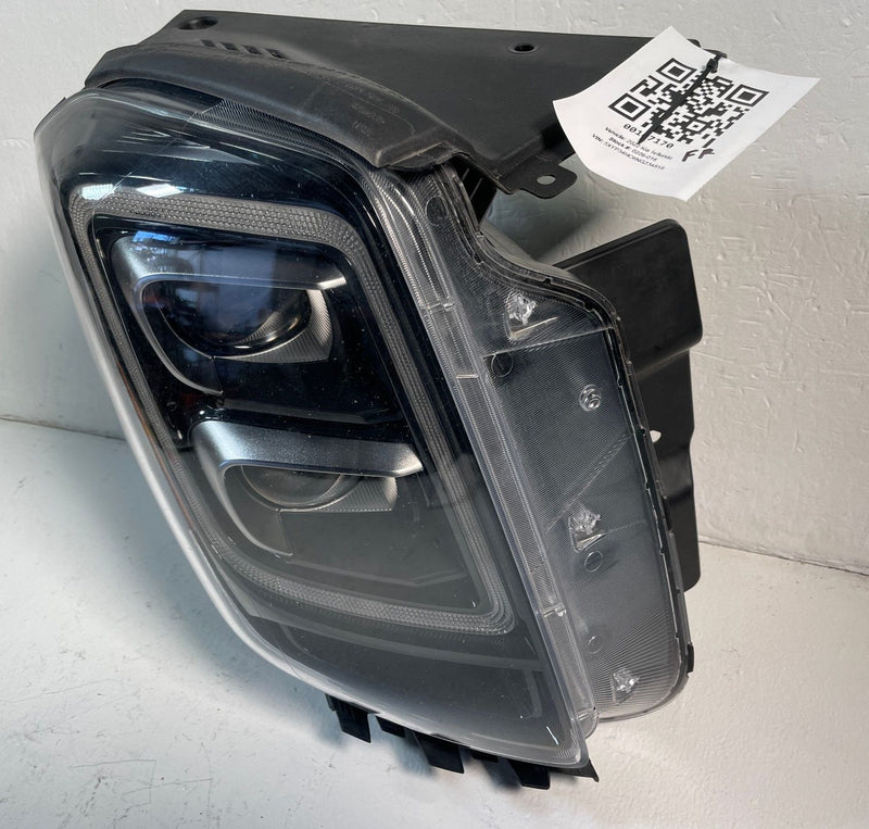 Load image into Gallery viewer, 2020-22 KIA TELLURIDE FRONT RIGHT PASSENGER SIDE LED HEADLIGHT HEADLAMP # 107170
