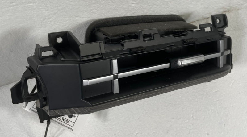 Load image into Gallery viewer, 2024 - 2026 HYUNDAI SANTA FE DASH LEFT SIDE AC AIR VENT GRILL W/ BEZEL # 108653
