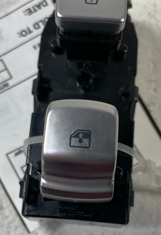 2019-2023 GENESIS G70 FRONT RIGHT SIDE DOOR LOCK UNLOCK & WINDOW SWITCH