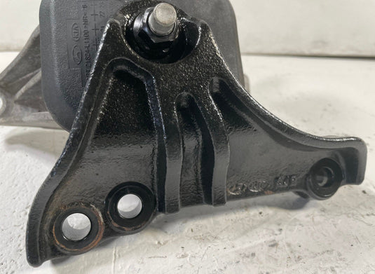 2021 - 2024 KIA K5 FRONT RIGHT ENGINE FRAME MOUNT SUPPORT BRACKET 1.6L