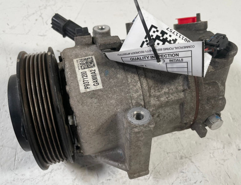 Load image into Gallery viewer, 21-24 KIA K5 A/C AIR CONDITIONER COMPRESSOR &amp; CLUTCHE 97701L1200 1.6L # 111757
