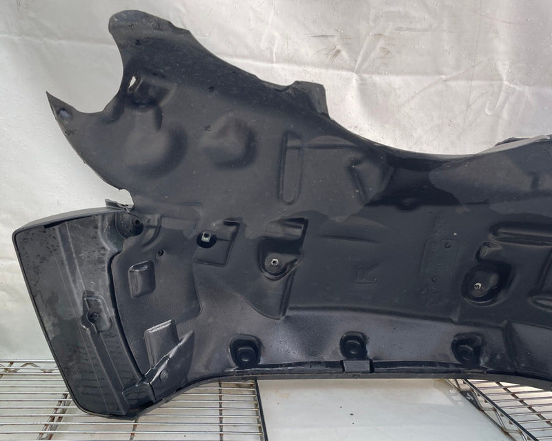 Load image into Gallery viewer, 20-23 JEEP GLADIATOR FRONT RH FENDER ARCH FLARE MOLDING W/ SHIELD SHIELD #114193
