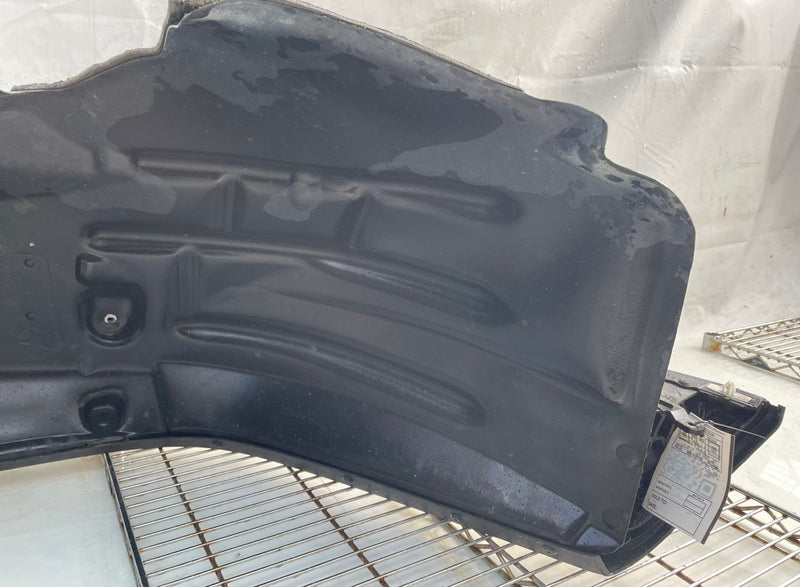 Load image into Gallery viewer, 20-23 JEEP GLADIATOR FRONT RH FENDER ARCH FLARE MOLDING W/ SHIELD SHIELD #114193
