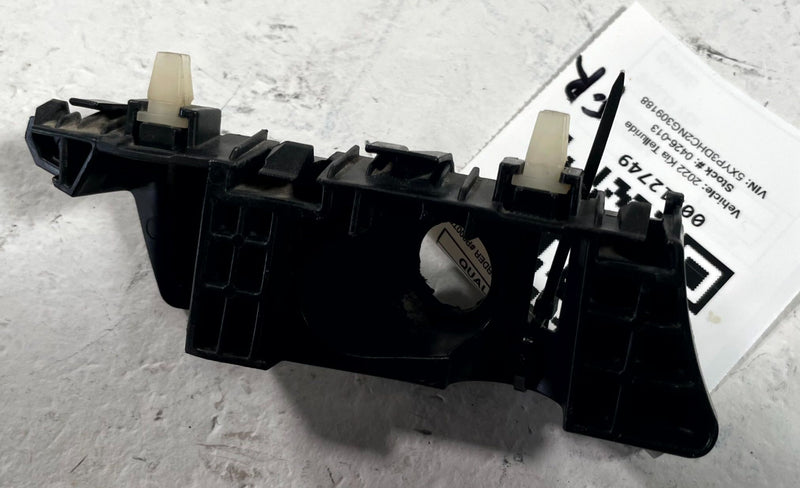 Load image into Gallery viewer, 2020 - 2025 KIA TELLURIDE FRONT RIGHT SIDE BUMPER MOUNT SUPPORT BRACKET # 112749
