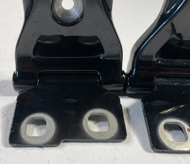 Load image into Gallery viewer, 2020-2023 JEEP GLADIATOR LEFT &amp; RIGHT SIDE HOOD HINGES PAIR BLACK (PX8) # 114125
